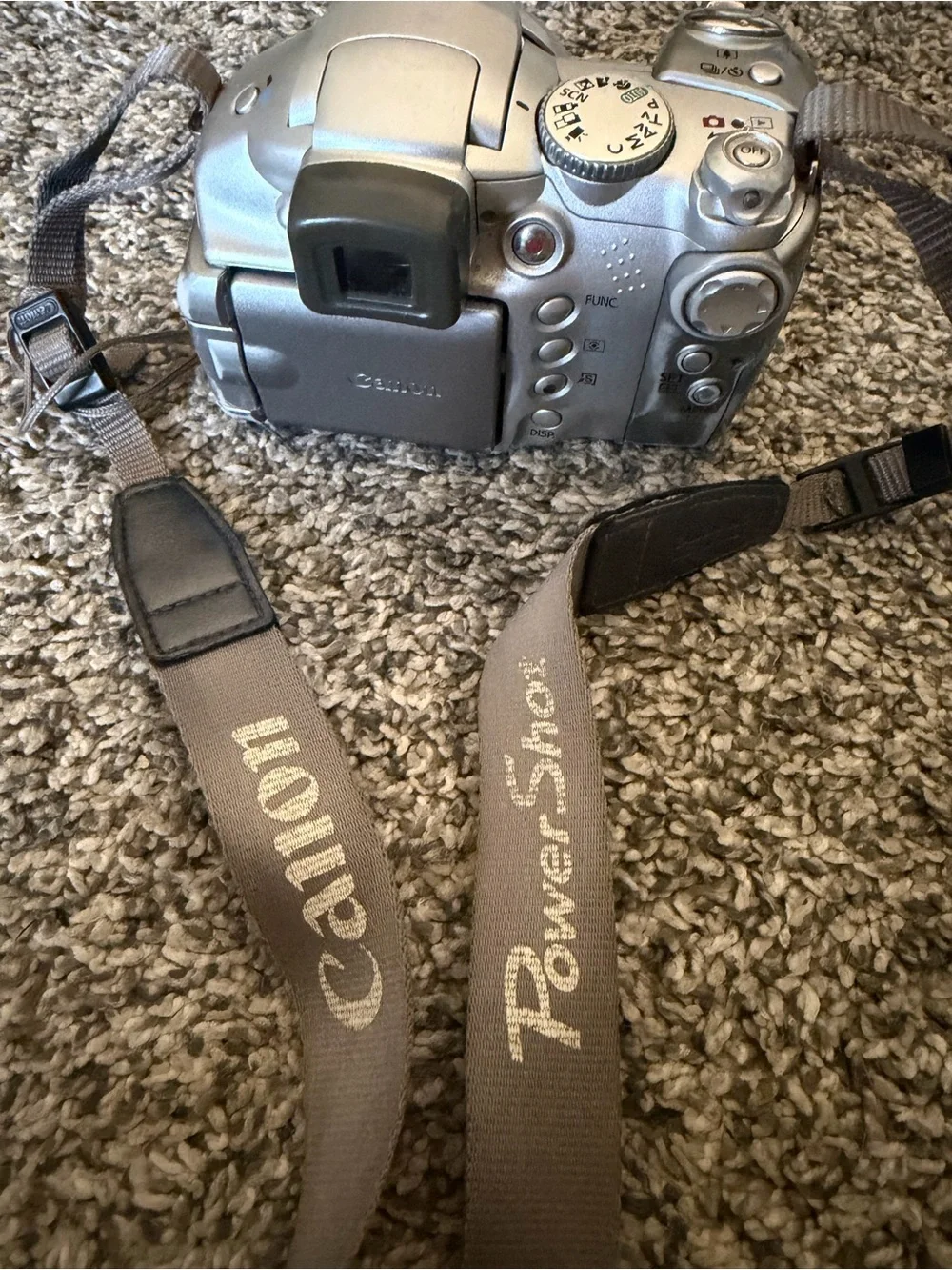 Canon Silver PowerShot S2 IS Digital Camera with Pop-Up Flash